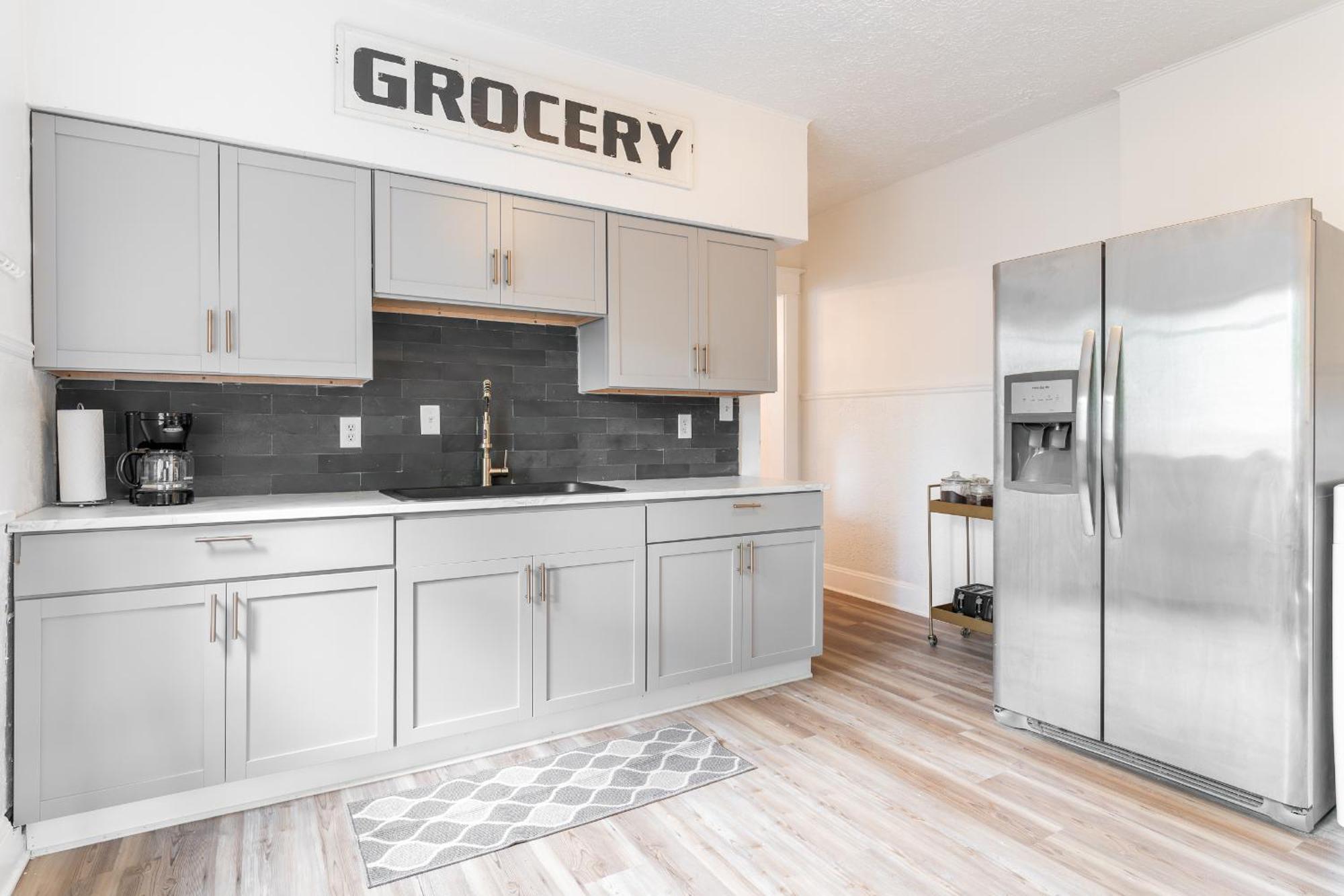 Cozy Near Fountain Square & 5 Min Lucas Oil * Indianapolis