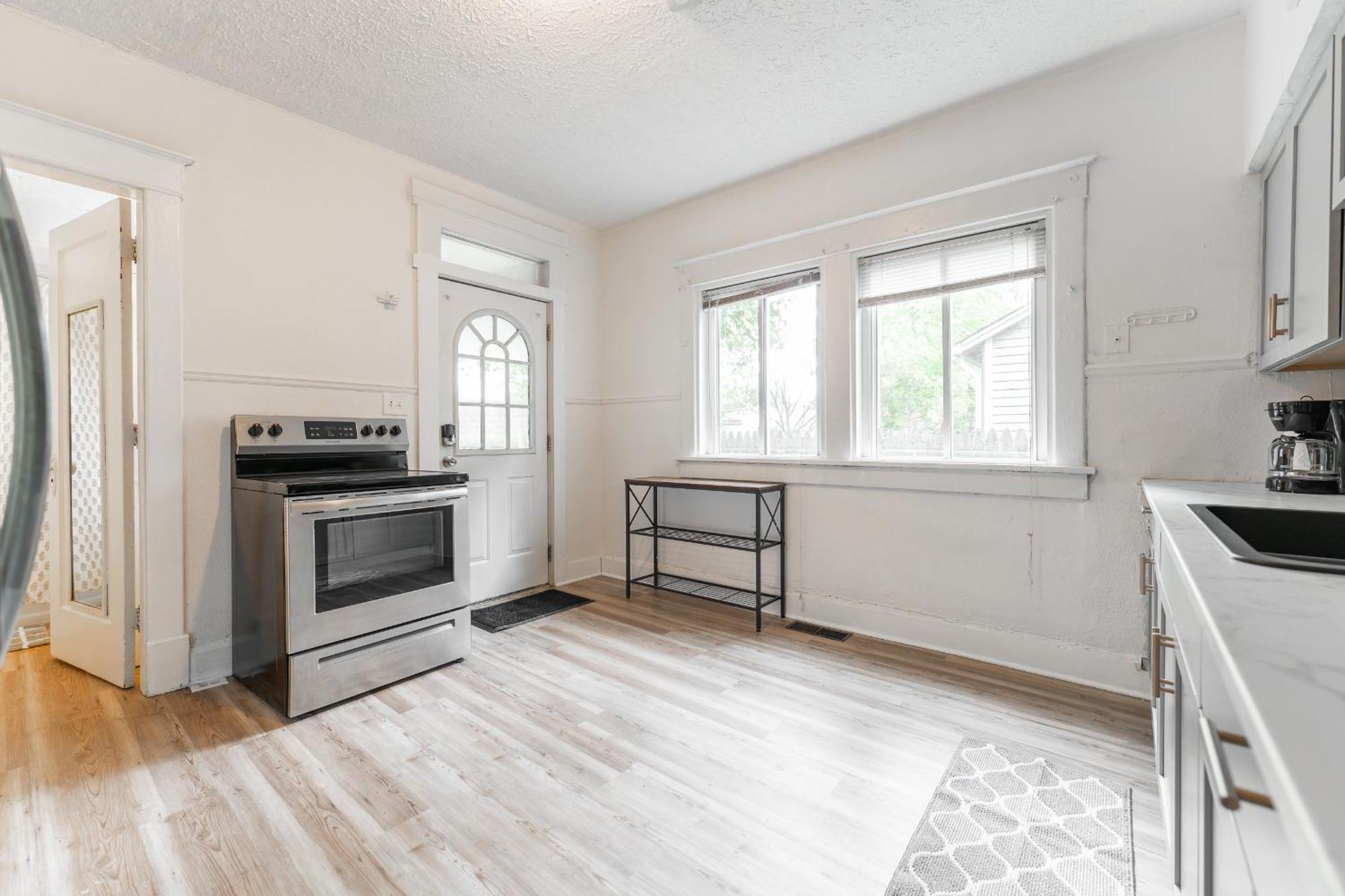 Holiday home Cozy Near Fountain Square & 5 Min Lucas Oil Indianapolis